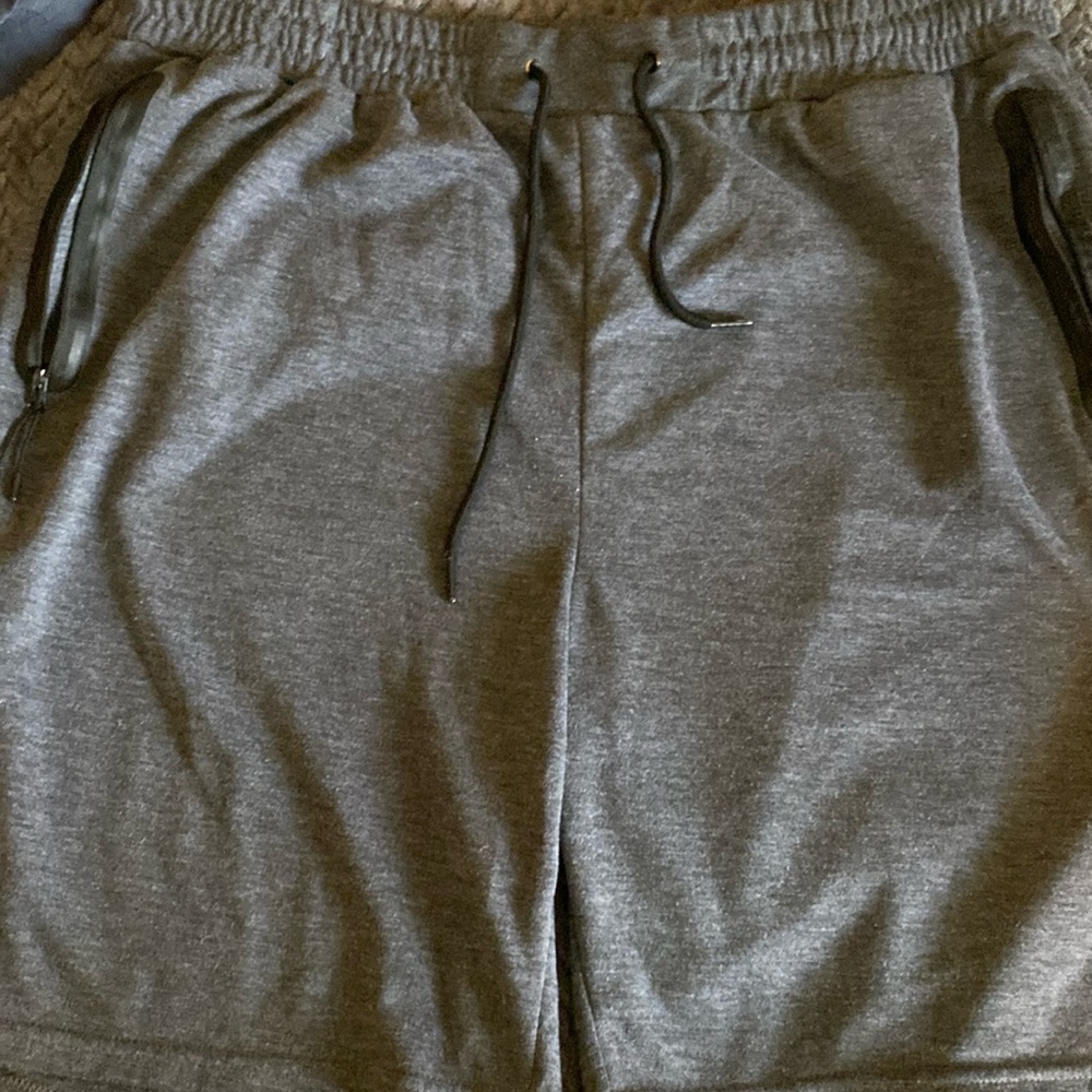 Gray sweatshirt, there are nice and comfortable 2XXL